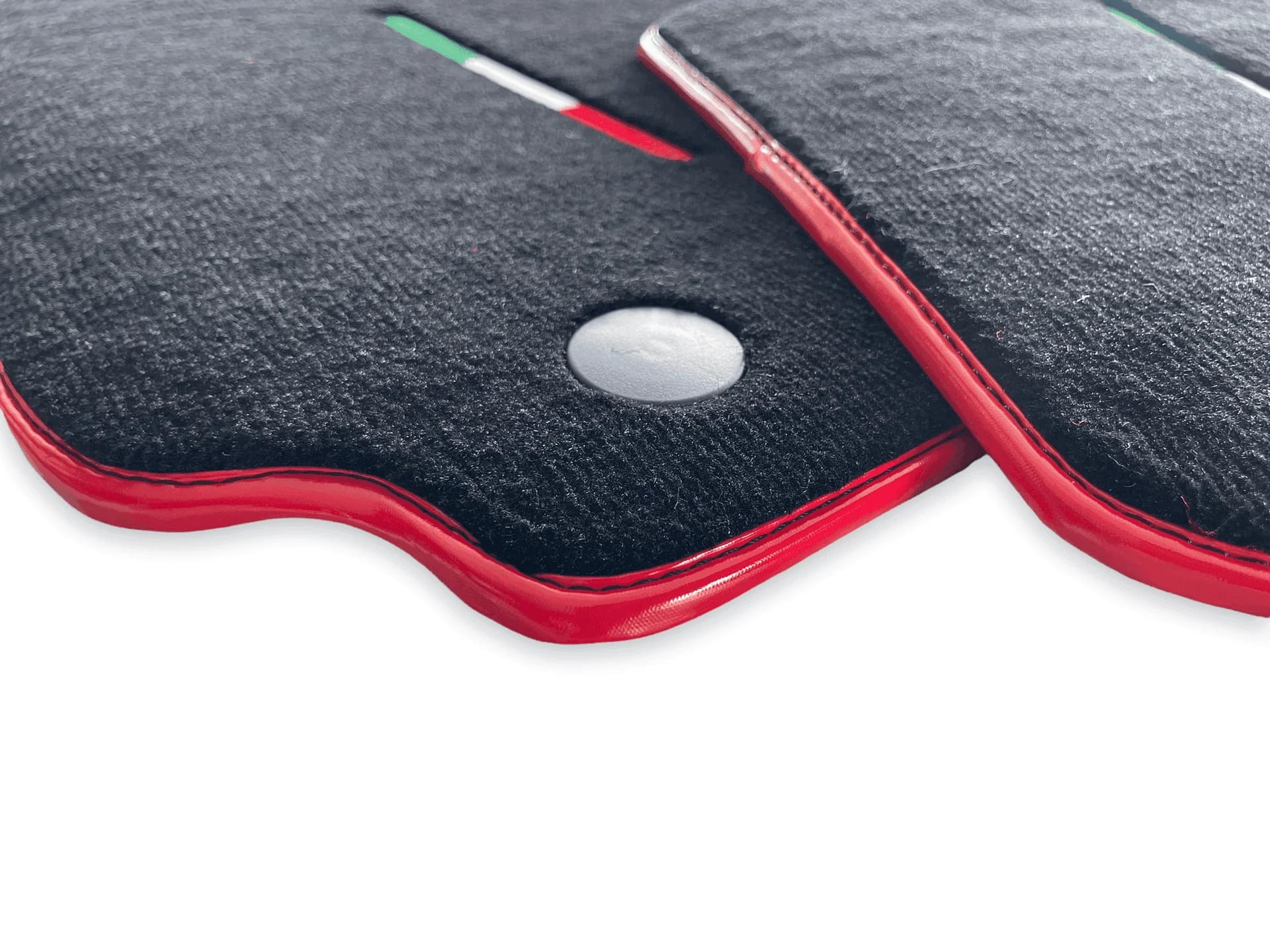 Tappetini su misura Ferrari 458 in materiale di alta qualità, progettati per una vestibilità precisa e un miglioramento dello